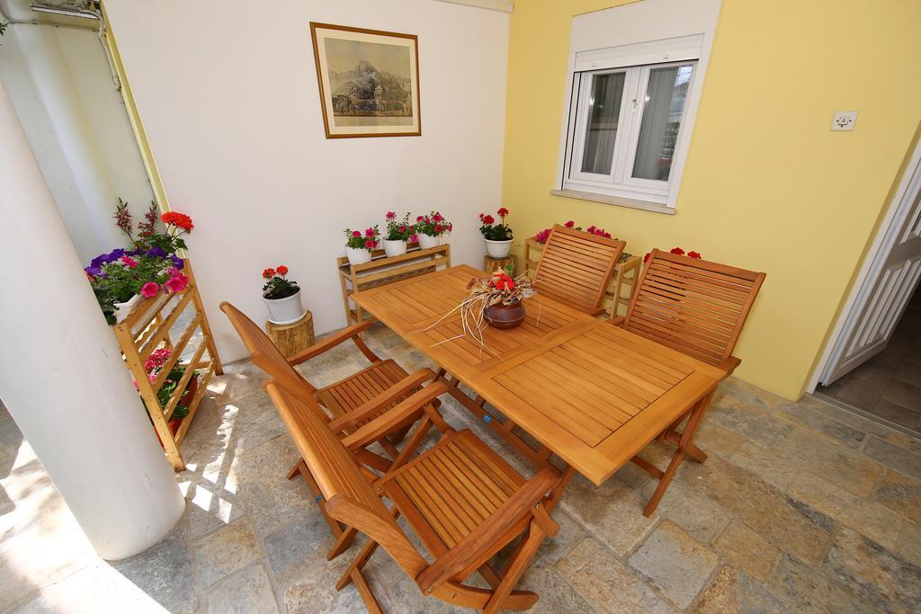 Apartman Maruna *